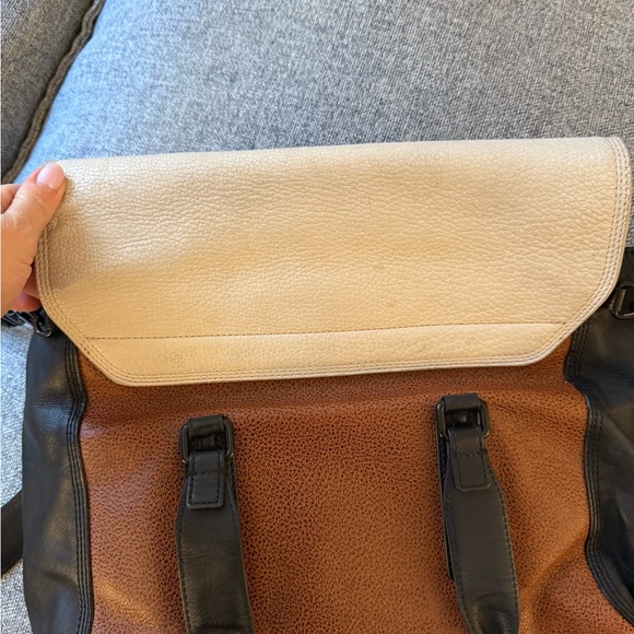 Stylish Black and Brown Leather Men's Bag - Picture 6 of 6